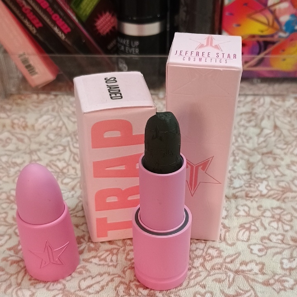 Jeffree Star Lipstick - Bold Green Shade